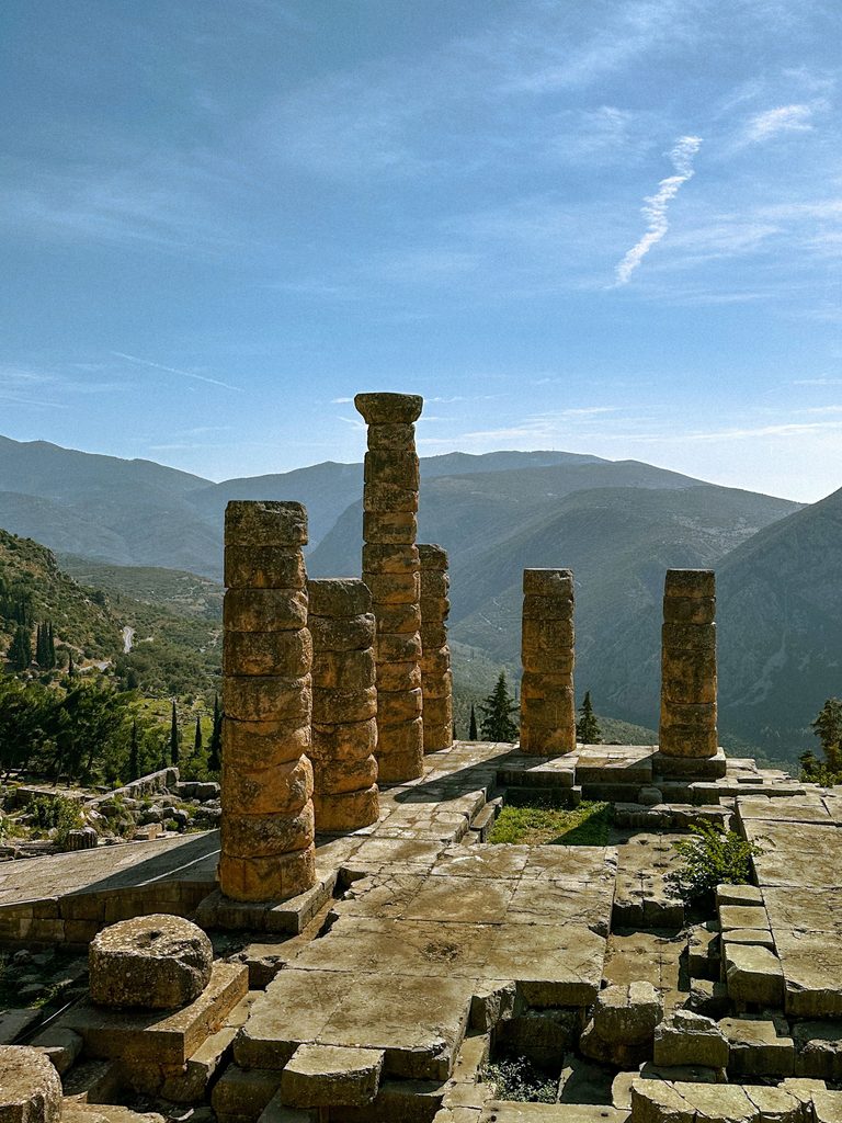 Top 10 Best Things to Do in Greece